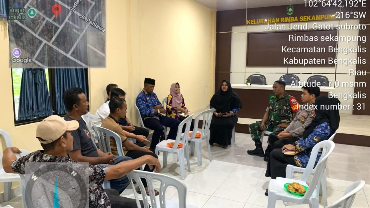 Peltu Dedek Irwanto Sosialisasi Tentang Ideologi Pancasila Di Wilayah Kelurahan Rimba Sekampung