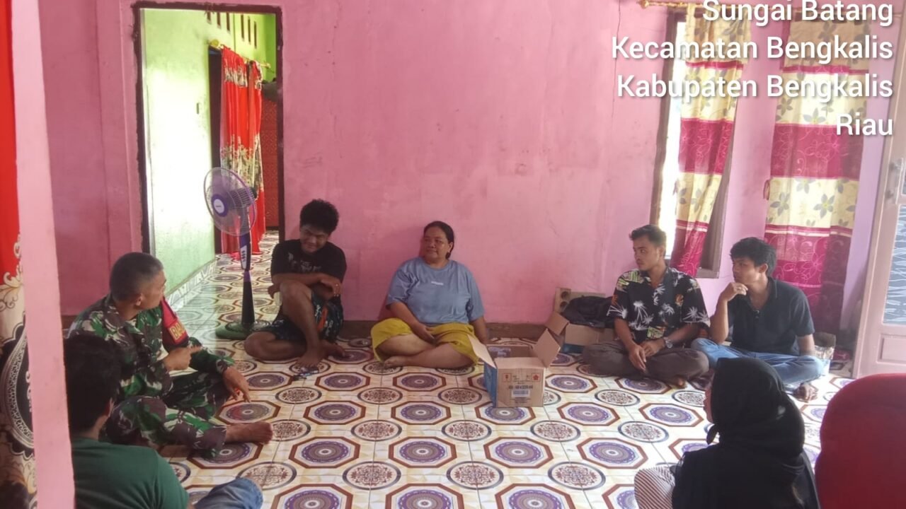 Babinsa Ajak Masyarakat Amalkan Pancasila, Jaga Kerukunan Antar Umat